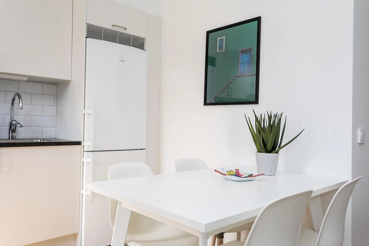 Apartdirect Grondal Lägenhet Stockholm